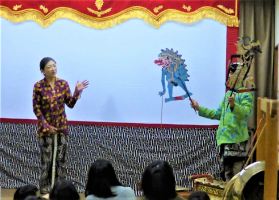 HANA★JOSS and Wayang